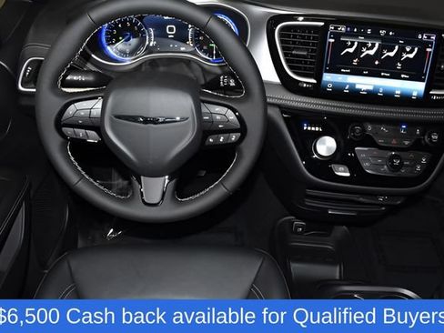 New 2026 Chrysler Pacifica Select w/ S Appearance Package FWD image 14