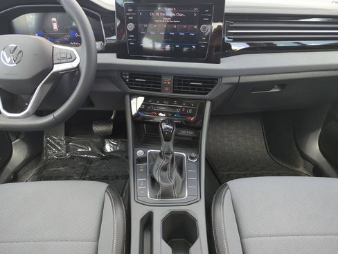 New 2026 Volkswagen Jetta SE FWD image 26