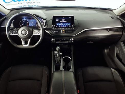 Used 2021 Nissan Altima 2.5 SV image 15