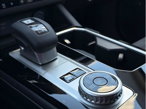 New 2026 Mitsubishi Outlander SE AWD/4WD image 15