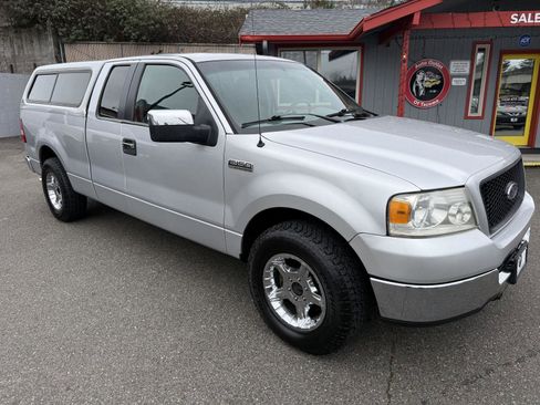 Used 2005 Ford F150 XLT image 4