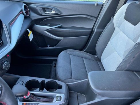 New 2026 Chevrolet Trax RS FWD image 31