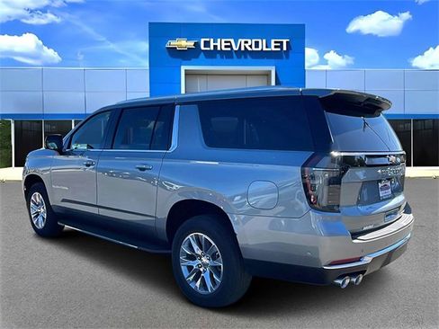 New 2026 Chevrolet Suburban Premier w/ Sun And Tow Package image 5