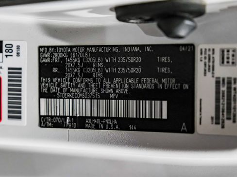 Used 2021 Toyota Sienna Platinum image 56