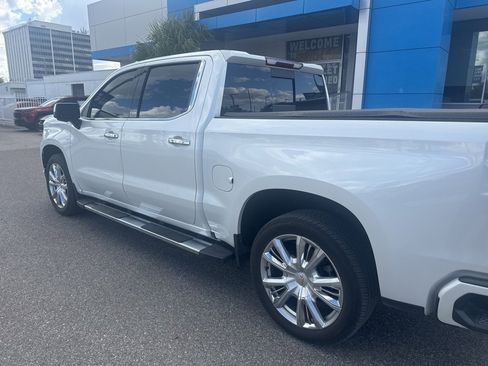 Used 2019 Chevrolet Silverado 1500 High Country w/ Z71 Off-Road Package image 4