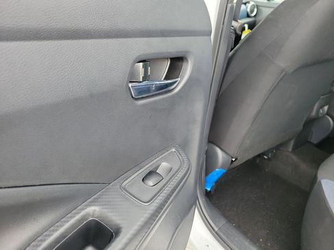 Certified 2025 Nissan Versa SV w/ Trunk Package image 13