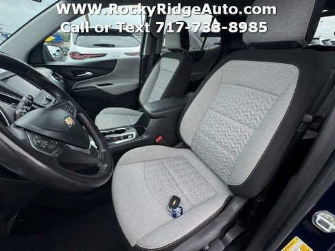 Used 2022 Chevrolet Equinox LT w/ Driver Convenience Package AWD/4WD image 17