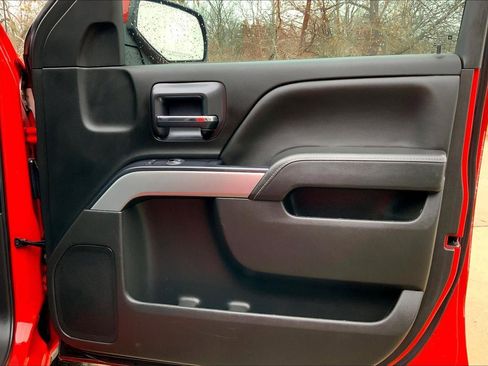 Used 2018 Chevrolet Silverado 1500 LT w/ All Star Edition image 21