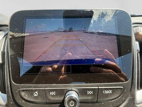 Used 2023 Chevrolet Malibu LT w/ LPO, Floor Liner Package FWD image 21