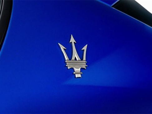 Used 2022 Maserati Levante GT image 28