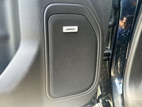 Used 2021 Chevrolet Silverado 1500 LTZ w/ LTZ Convenience Package II RWD image 20
