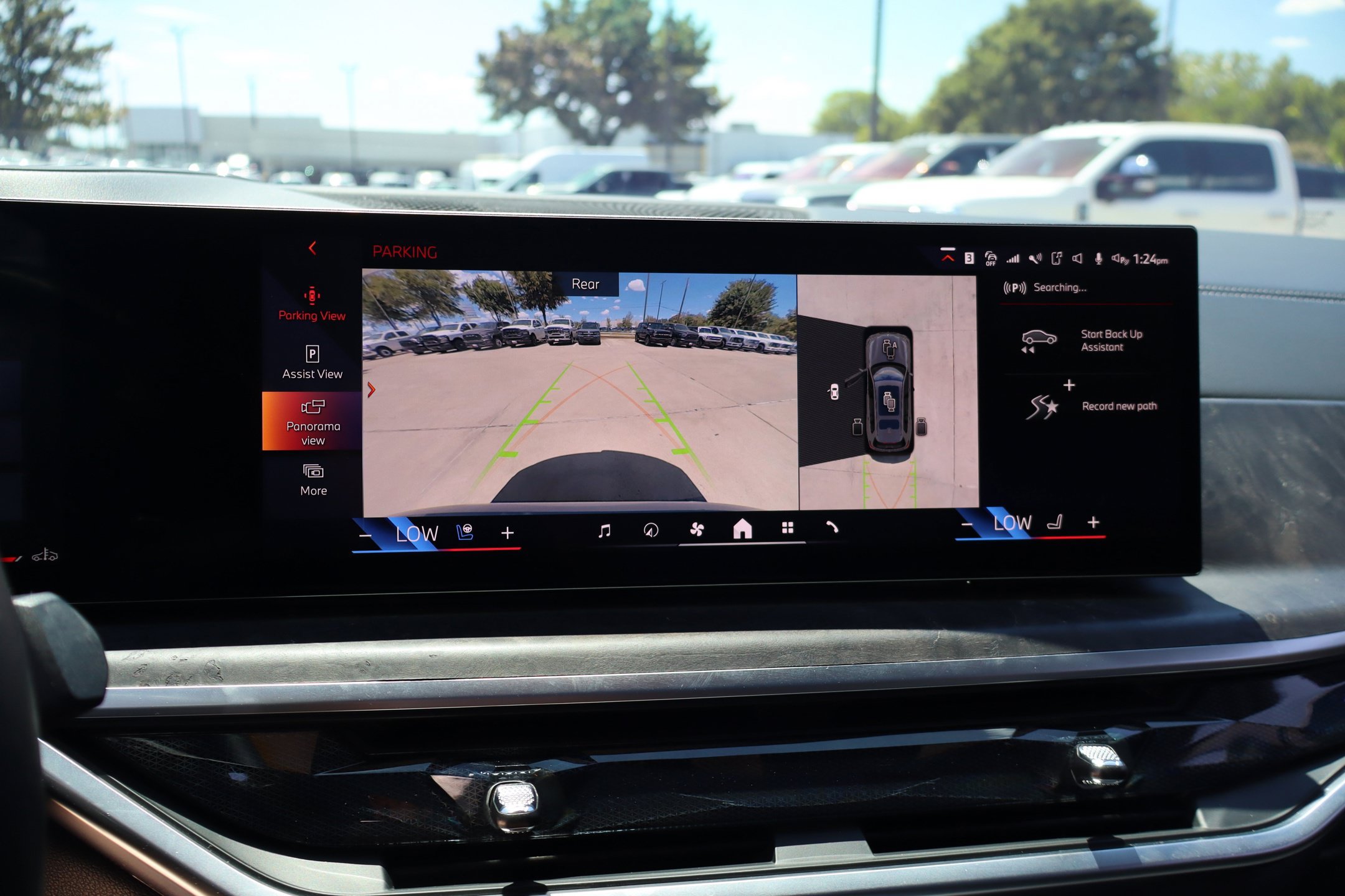 Used 2025 BMW X7 xDrive40i AWD/4WD image 25