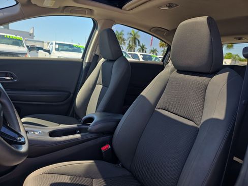 Used 2019 Honda HR-V EX image 25