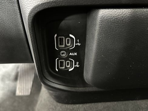 Used 2022 RAM 1500 Big Horn image 24