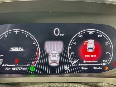Used 2023 Acura MDX SH-AWD w/ Technology Package image 15