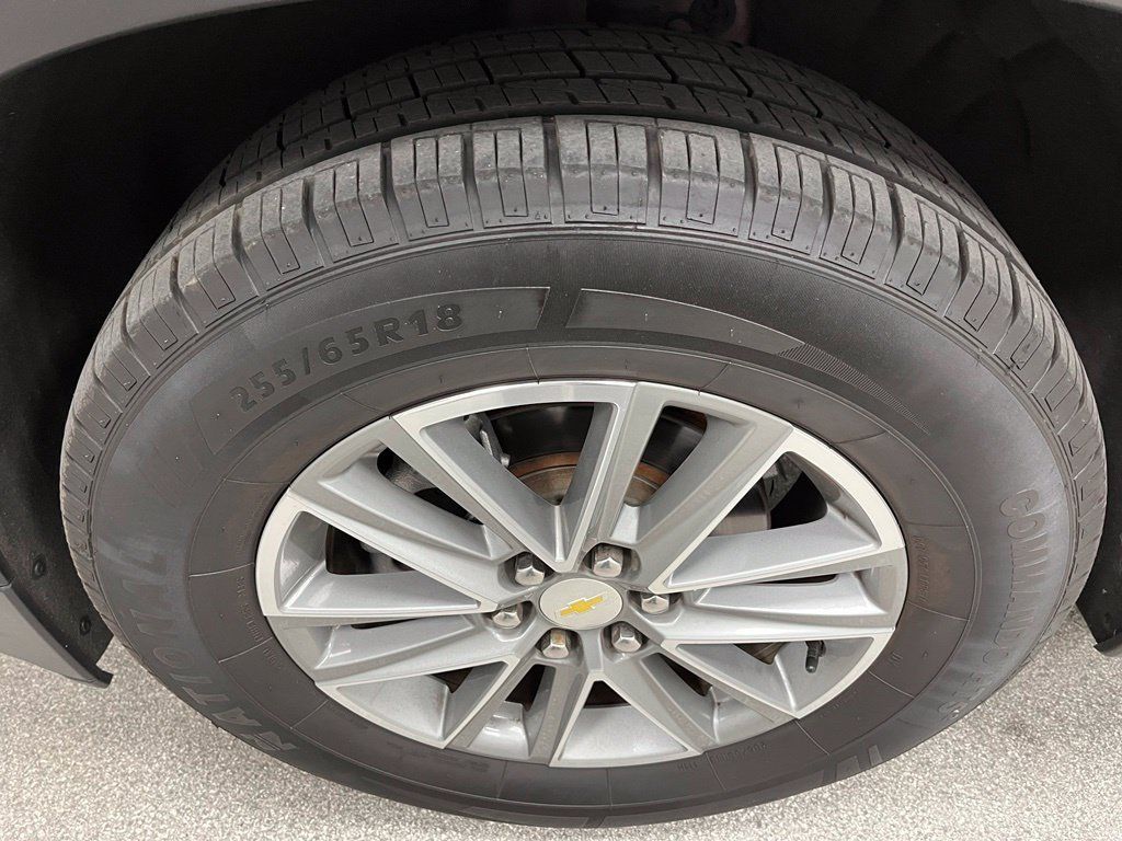 Used 2023 Chevrolet Traverse LT AWD/4WD image 15