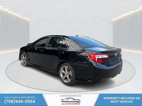 Used 2012 Toyota Camry SE FWD image 7