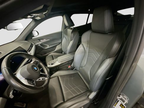 Used 2025 BMW X2 xDrive28i AWD/4WD image 13