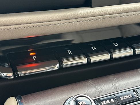 Certified 2023 Lincoln Aviator Grand Touring w/ Equipment Group 301A image 20