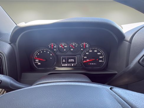 Used 2025 Chevrolet Silverado 1500 Custom Trail Boss w/ Midnight Edition AWD/4WD image 9
