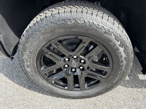 New 2026 Chevrolet Silverado 1500 LT Trail Boss w/ Safety Package AWD/4WD image 9