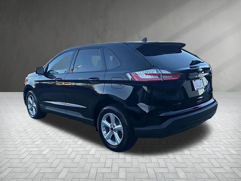 Used 2022 Ford Edge SE w/ Cargo Accessory Package image 6