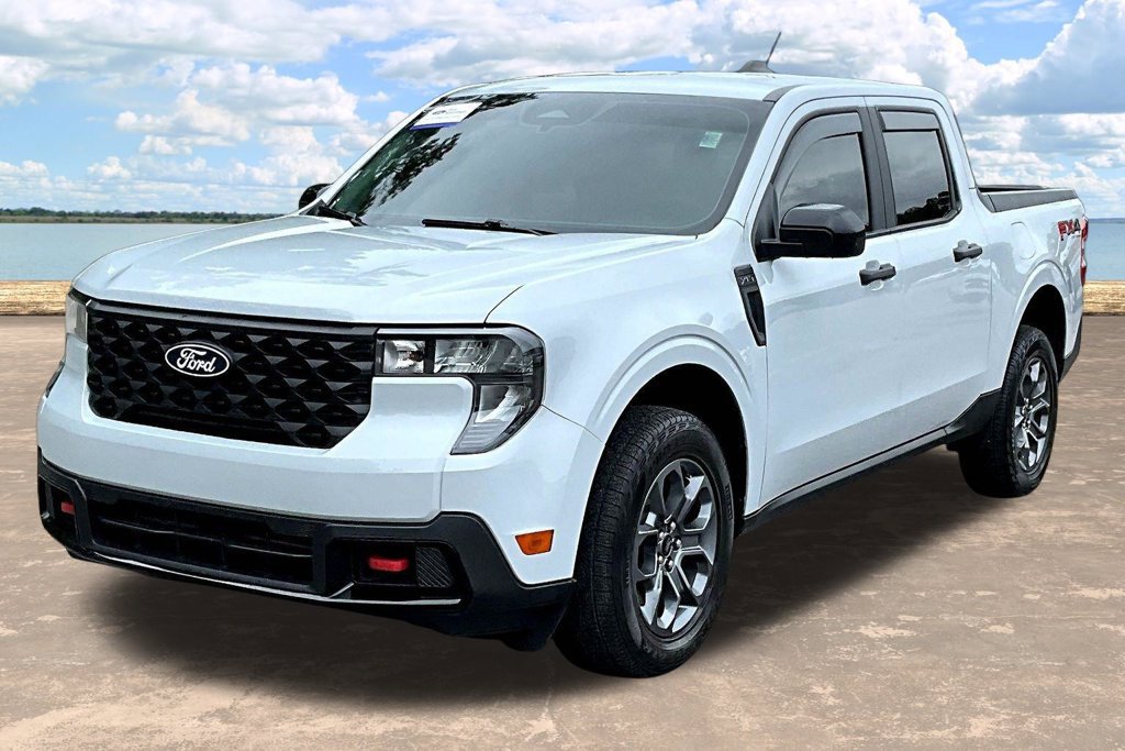 Certified 2025 Ford Maverick XLT w/ XLT Luxury Package AWD/4WD image 4