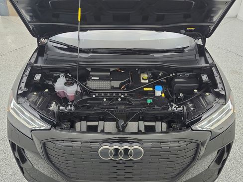 Used 2024 Audi Q4 e-tron Prestige w/ Black Optic Package image 21