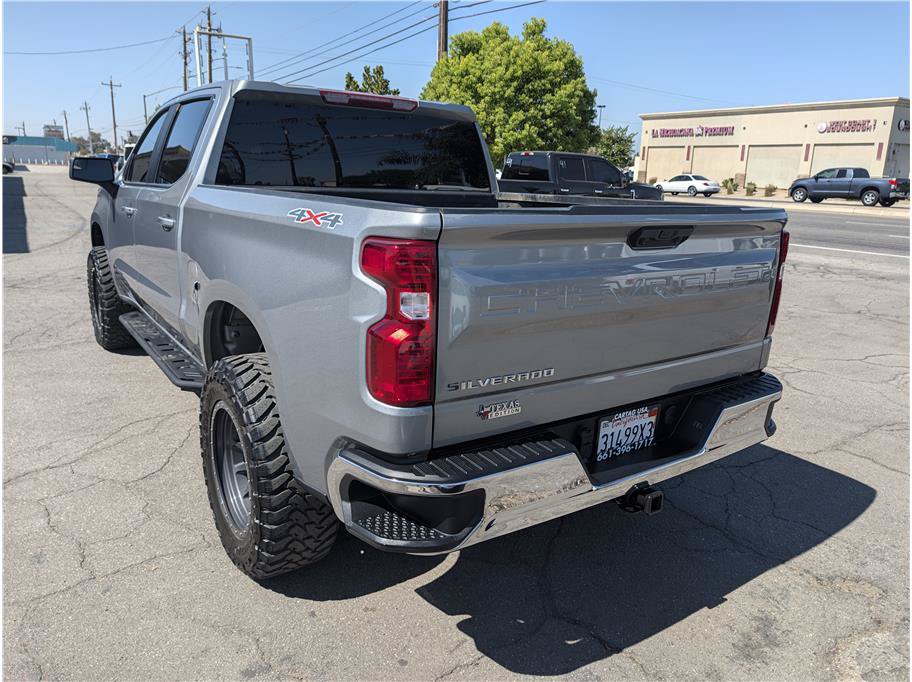 Used 2024 Chevrolet Silverado 1500 LT AWD/4WD image 15