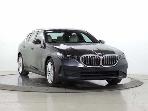 Certified 2025 BMW 530i xDrive 530i xDrive image 1