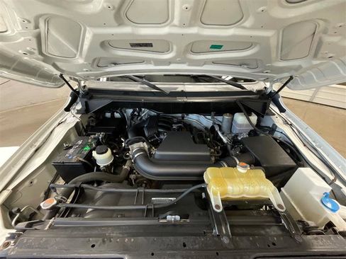 Used 2015 Nissan NV 2500 SL w/ Technology Package image 23