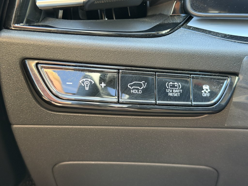 Used 2025 Kia Niro FWD image 27