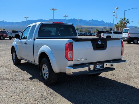 Used 2013 Nissan Frontier S image 5