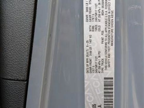 New 2025 Jeep Gladiator Sport image 20