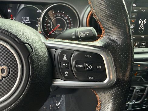 Used 2020 Jeep Gladiator Mojave image 23