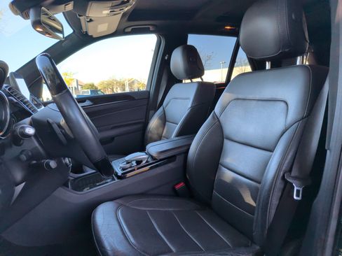 Used 2018 Mercedes-Benz GLE 43 AMG 4MATIC image 25