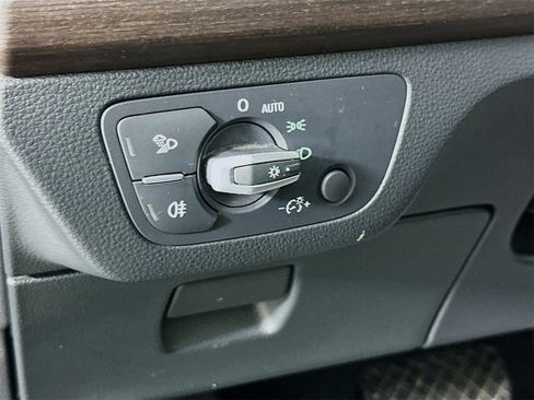 Used 2022 Audi Q5 2.0T Premium image 10