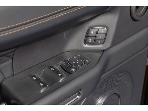 Used 2024 Ford Expedition Max Platinum image 21