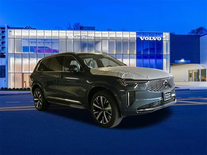 New 2026 Volvo XC90 B6 Core