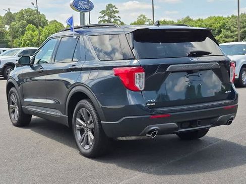 Certified 2023 Ford Explorer XLT w/ Equipment Group 202A AWD/4WD image 4