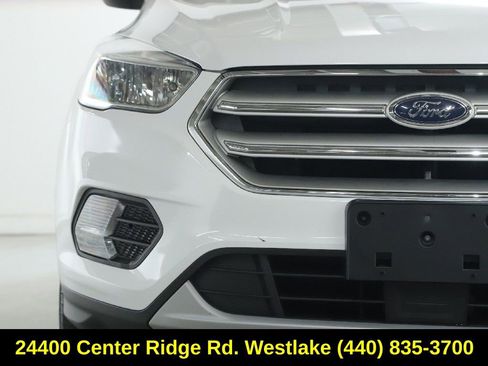 Used 2018 Ford Escape SE w/ Ford Safe & Smart Package image 7