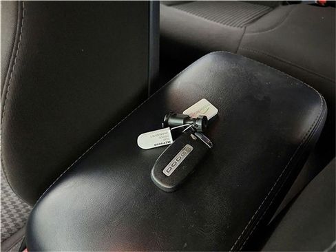 Used 2022 Dodge Charger R/T image 32