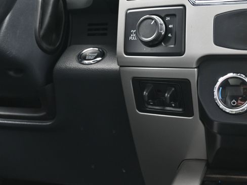 Used 2022 Ford F250 Lariat w/ Tremor Off-Road Package AWD/4WD image 35