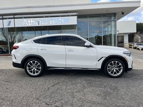 Used 2023 BMW X6 xDrive40i w/ Premium Package image 9