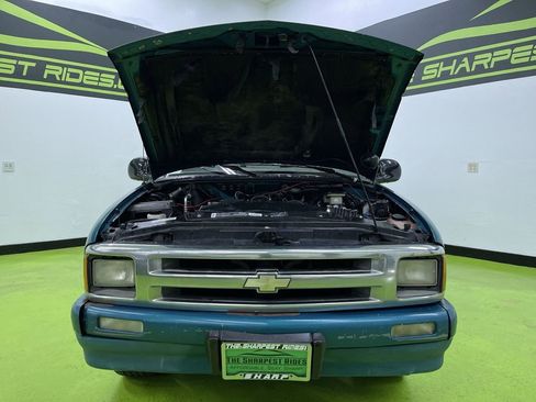 Used 1996 Chevrolet S10 Pickup LS image 4