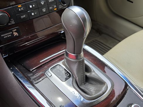 Used 2013 INFINITI G37 Journey w/ Premium Pkg RWD image 15