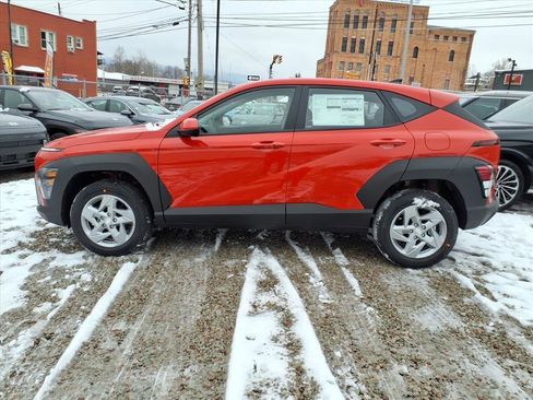 New 2026 Hyundai Kona SE image 2