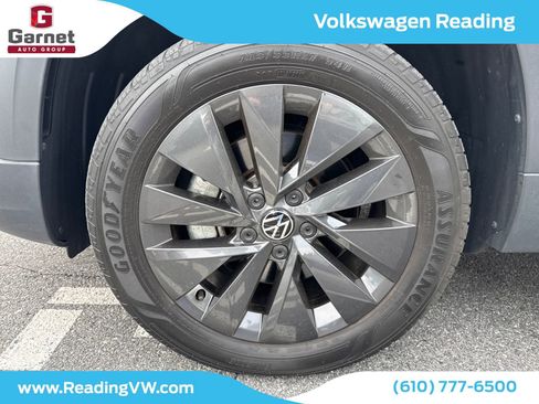 Used 2023 Volkswagen Taos S FWD image 40
