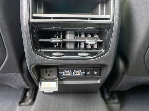 Used 2023 Jeep Grand Cherokee 4WD 4xe w/ Luxury Tech Group II image 34