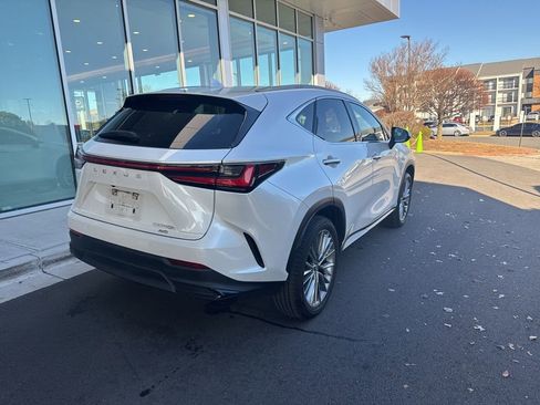 Used 2024 Lexus NX 300h AWD w/ Luxury Package image 4